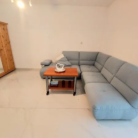 Apartmán Gemuetliches Haus In Ruhiger Lage Spaziergaenge Isernhagen